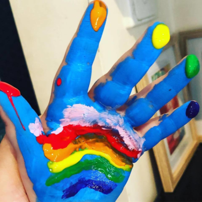 hand-rainbow